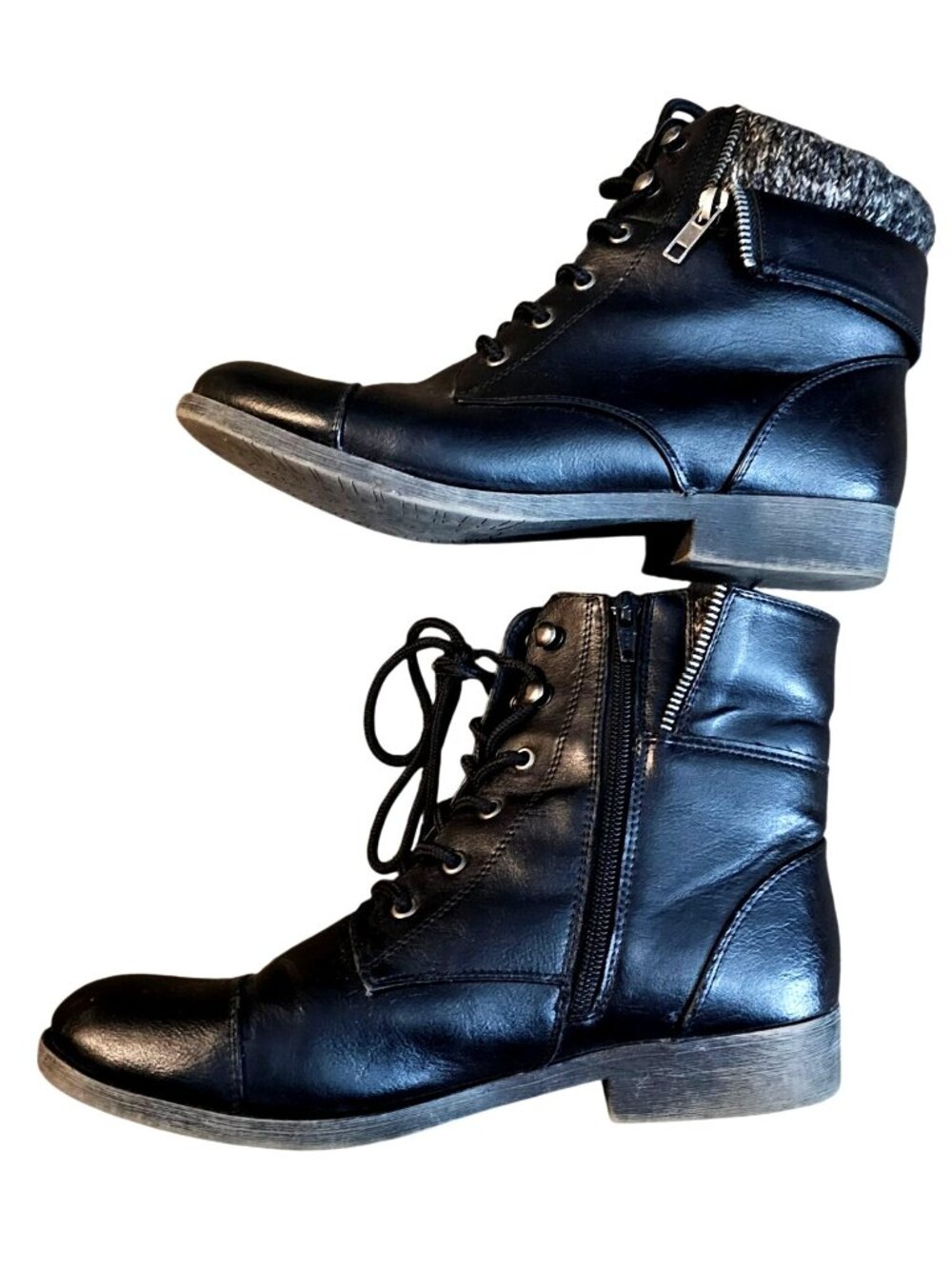 MUDD Black Faux Leather Ankle Boots With Faux Fur Lining & Zippered Side Closure